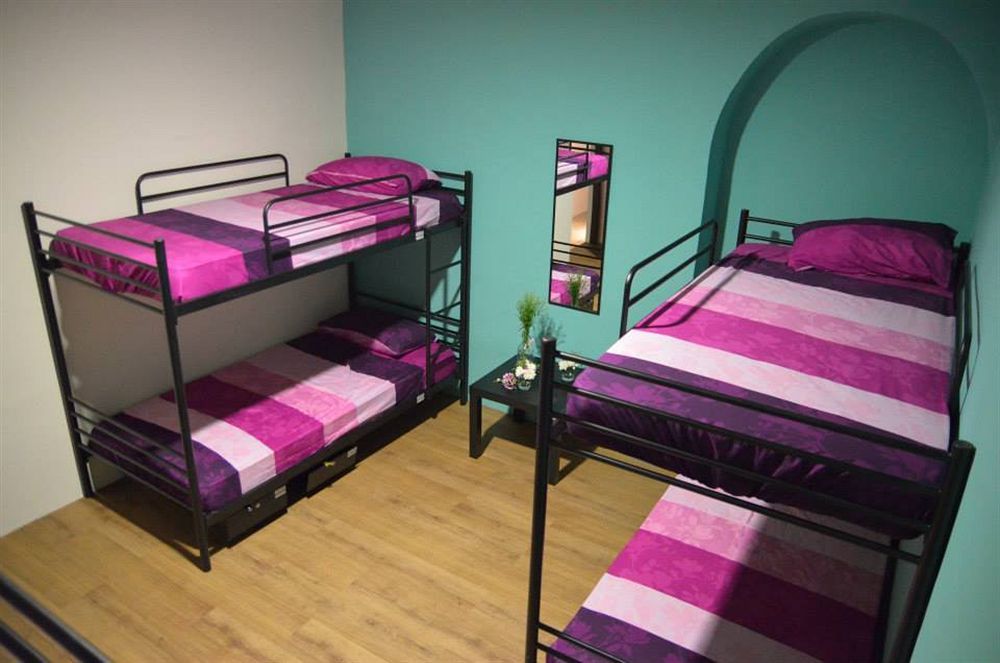 Raizzy'S Guesthouse Куала Лумпур Екстериор снимка