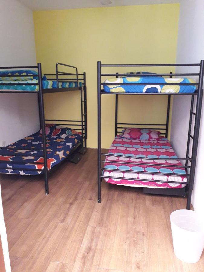 Raizzy'S Guesthouse Куала Лумпур Екстериор снимка